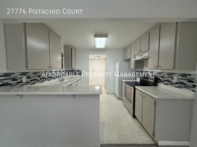 Building Photo - 27774 Pistachio Ct