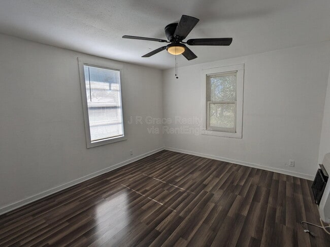 Building Photo - 1320 Harrison Ave