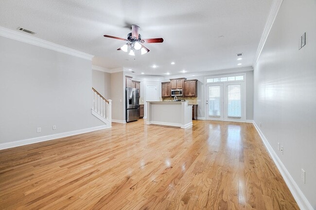 Building Photo - Spacious 4BR Townhome with Elevator in the Heart of Pooler