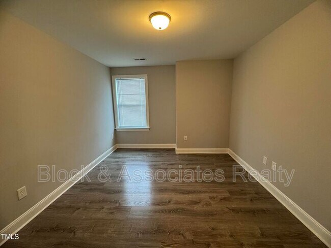 Building Photo - 52 Shining Pearl Ct