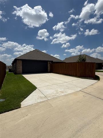 Building Photo - 3043 Redden Ln