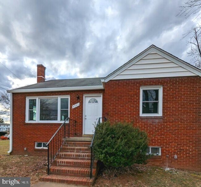 Building Photo - 6520 Old Carolina Rd