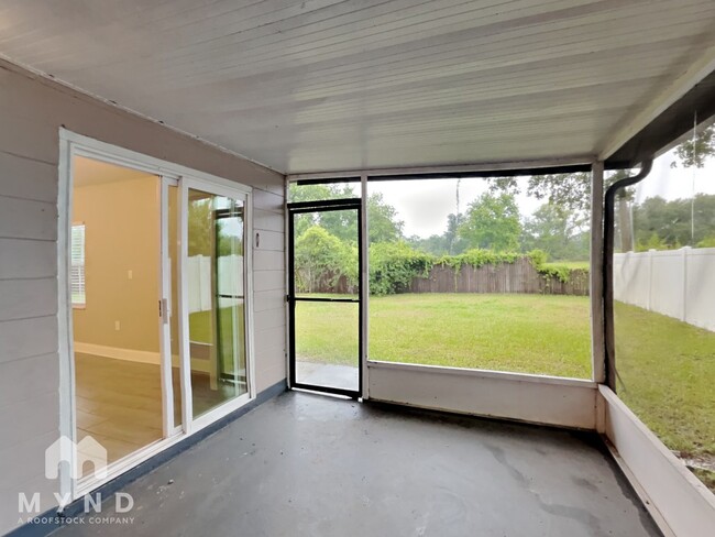 Building Photo - 1339 Primrose Ct
