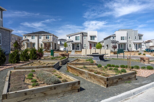 Building Photo - 1623 S Andes Cir