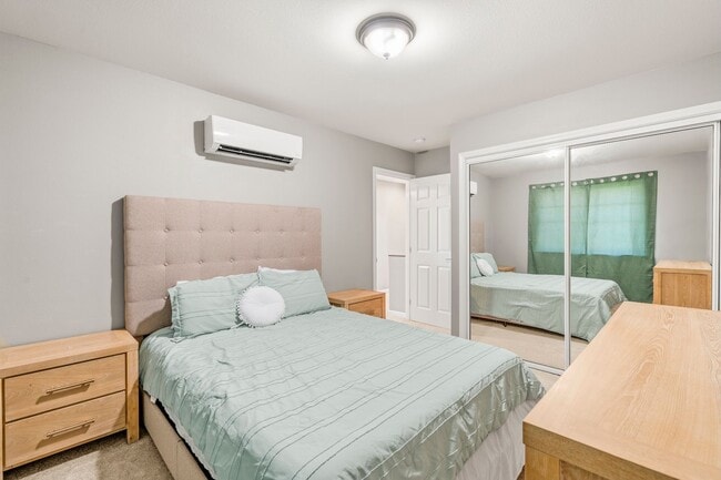 Building Photo - Kahoma Village: Fully furnished 4-bedroom, 2.5-bath home