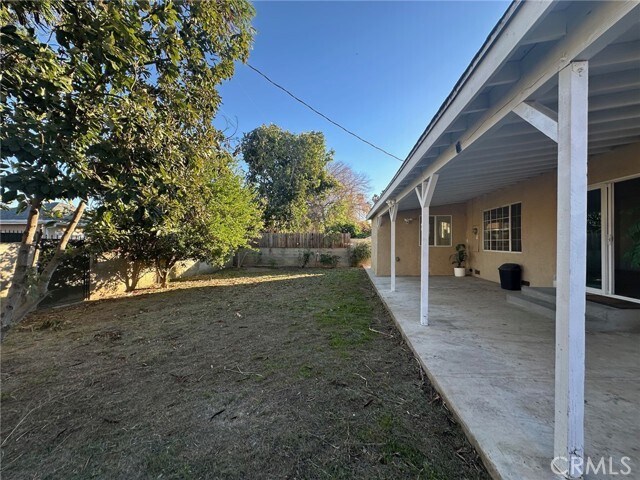 Building Photo - 7754 Loma Verde Ave