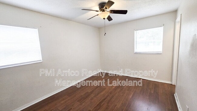 Building Photo - 2526 Edmond Cir