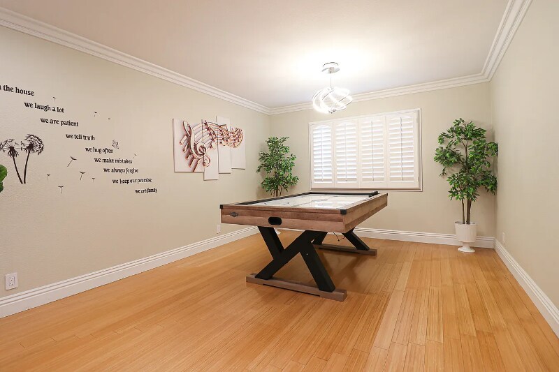 Building Photo - 11122 Blue Allium Ave