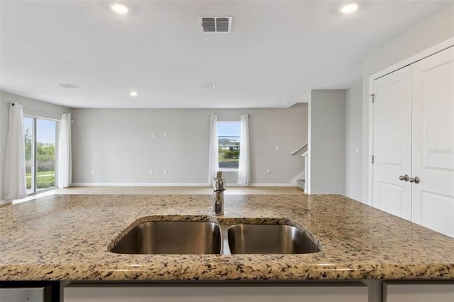 Building Photo - 5580 Maddie Dr