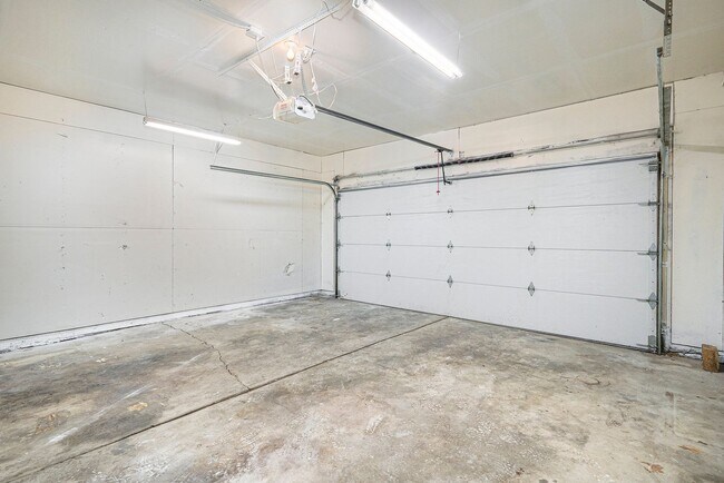 Building Photo - Pecos9881