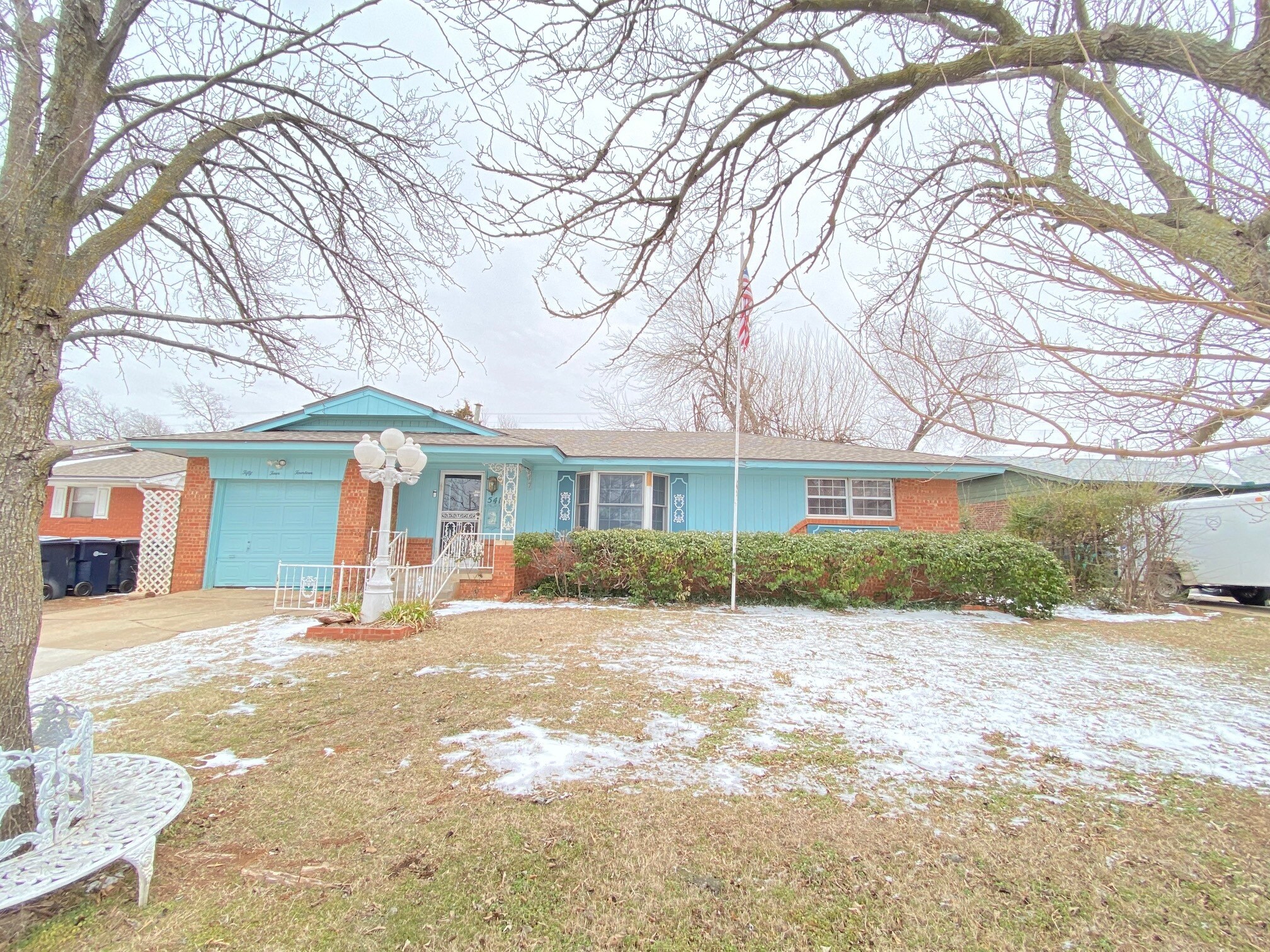 Building Photo - 5414 S Land Ave