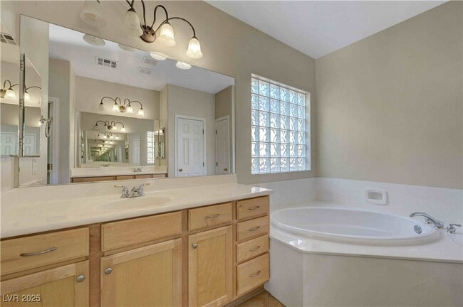 Building Photo - 3415 Ridge Meadow St