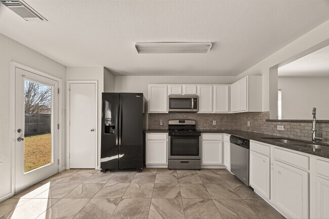 Building Photo - 4719 Silver Spruce Ln