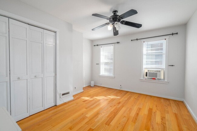 Building Photo - 802 LeCount St