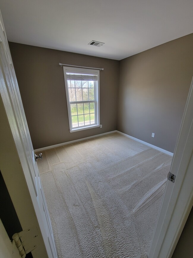 Building Photo - 601 Old Hickory Blvd