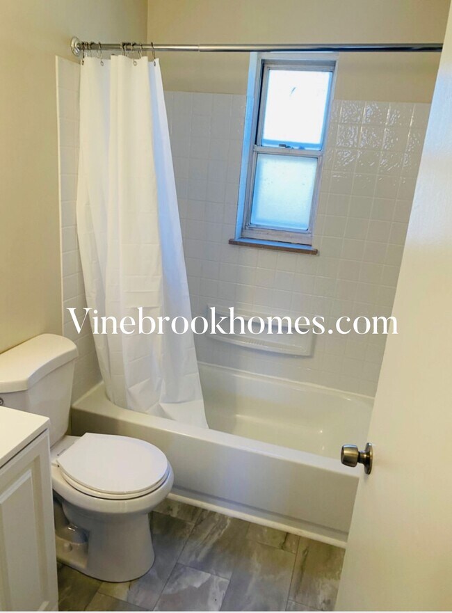 Building Photo - 4310 Sunburst Ln