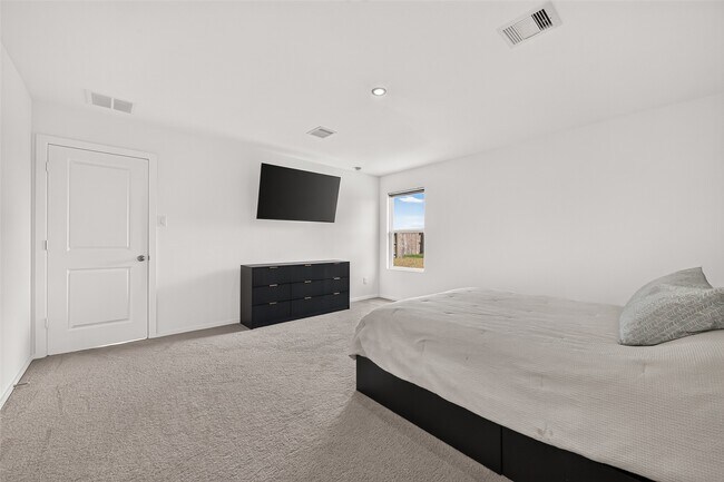 Building Photo - 6326 Linden Leaf Dr