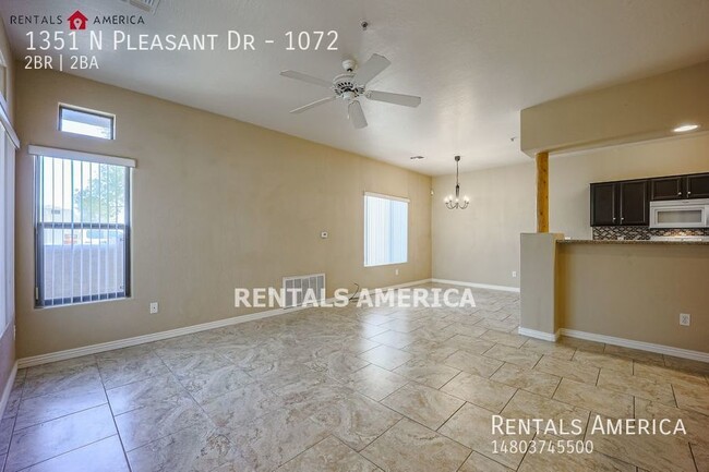 Building Photo - Beautiful 2 Bedroom Condo In Mirage Park R...