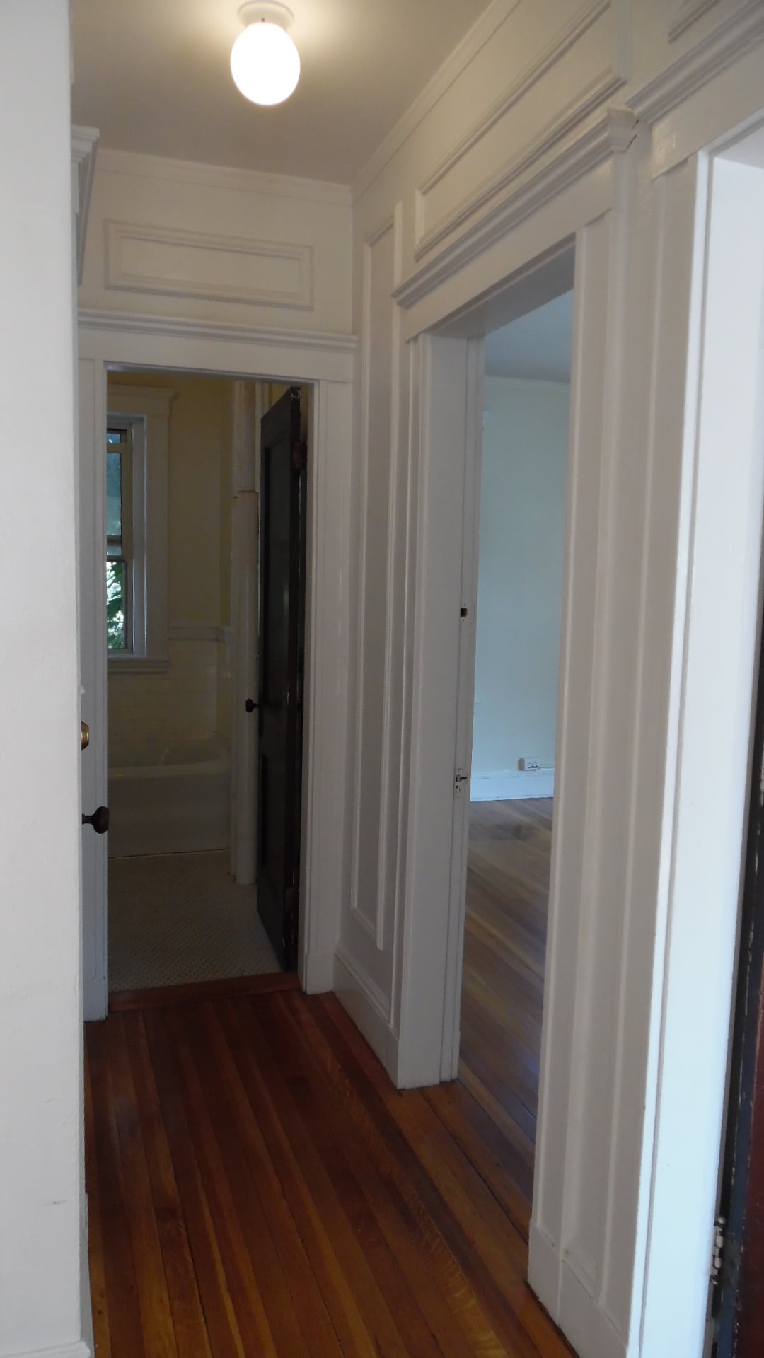 Building Photo - 86 Maple St