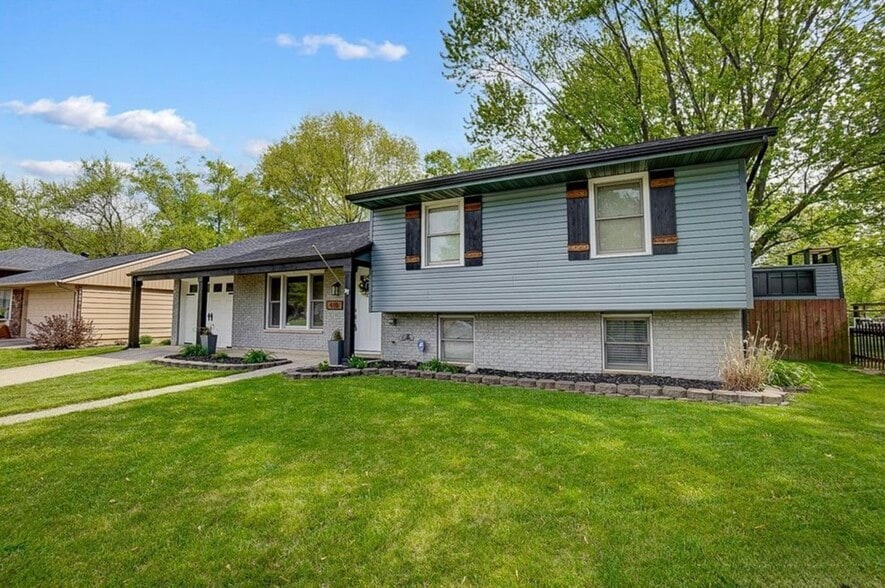 Building Photo - 410 Evergreen Dr