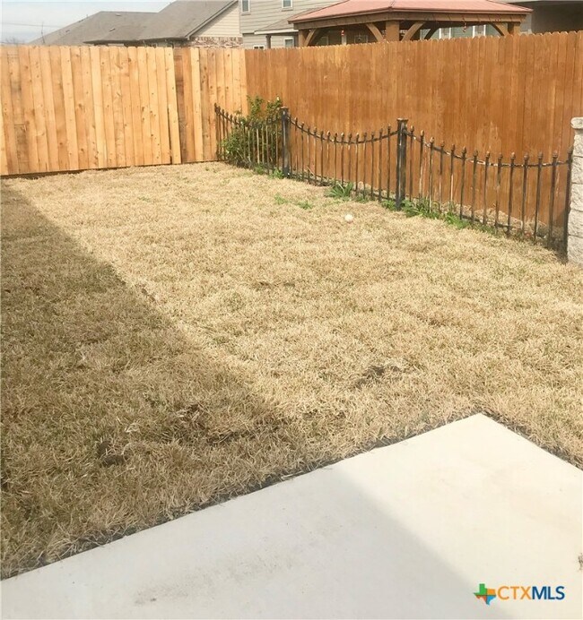 Building Photo - 2037 N Ranch Estates Blvd