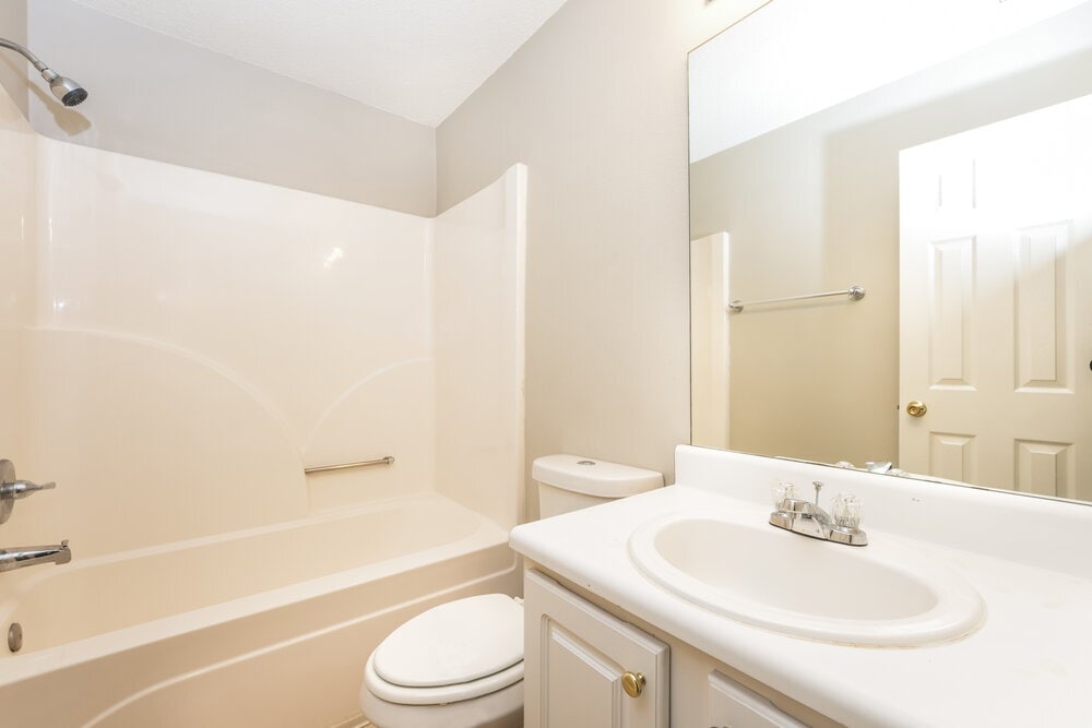 Building Photo - 6576 Browns Mill Ferry Dr