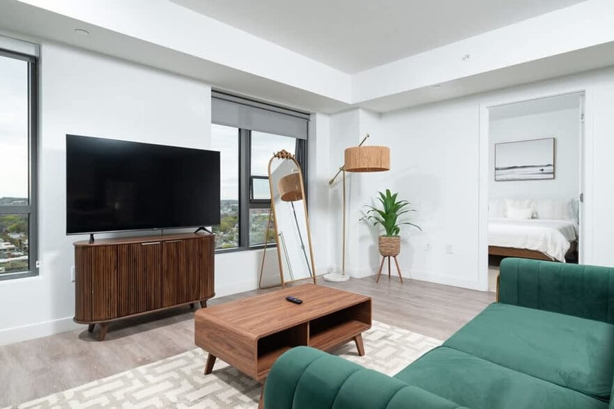 Building Photo - 425 Massachusetts Ave