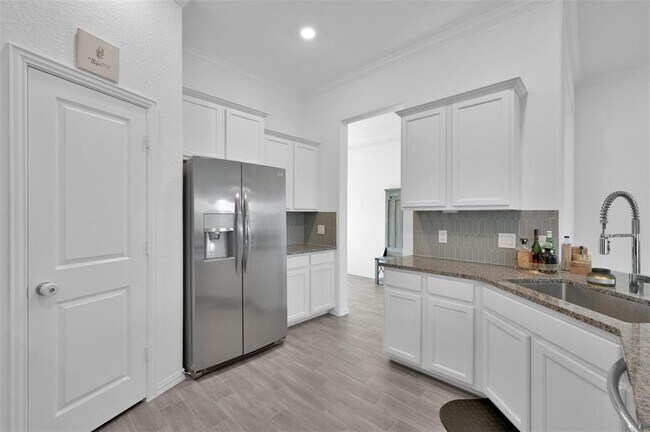 Building Photo - 3217 Climbing Gardens Ct