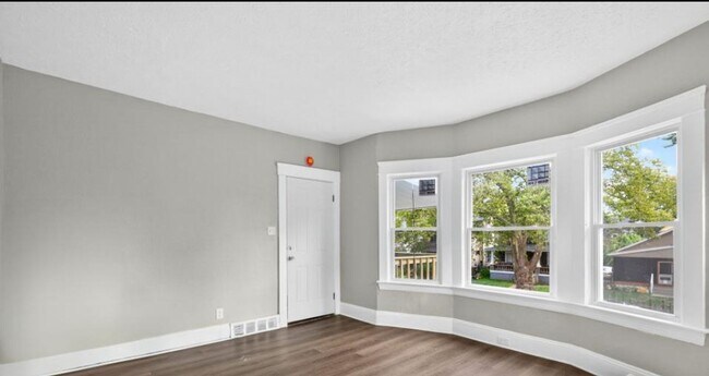 Building Photo - 13608 Earlwood Rd