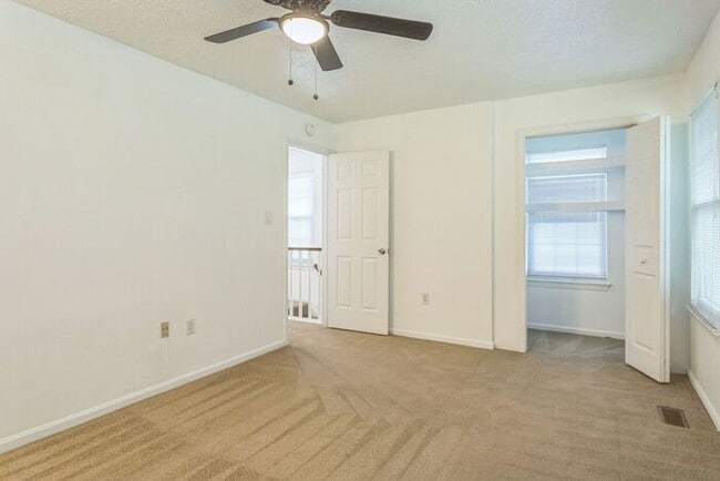 Building Photo - 6047 Red Wolf Pl