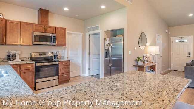 Building Photo - 3 br, 2 bath House - 35806 60th Ave S