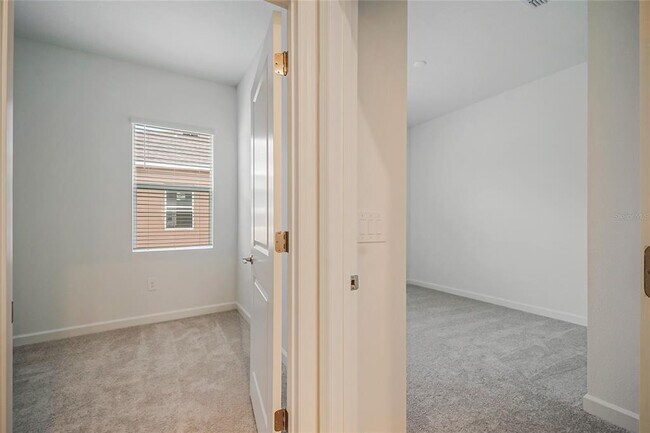 Building Photo - 4068 Eastminster Rd