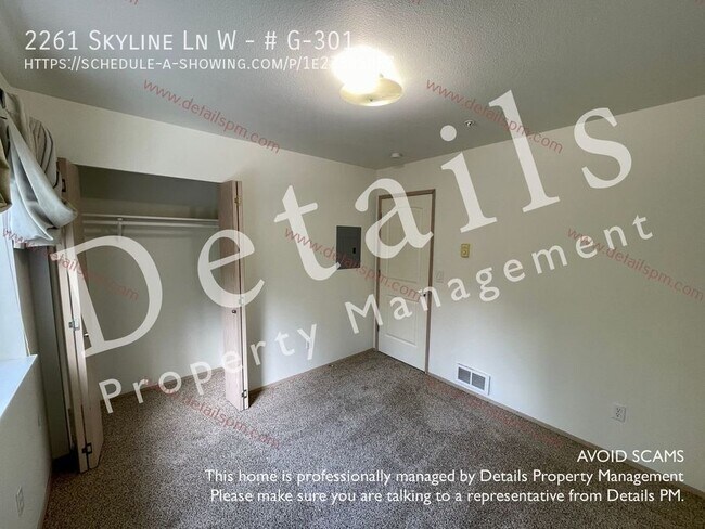 Building Photo - 2261 Skyline Ln