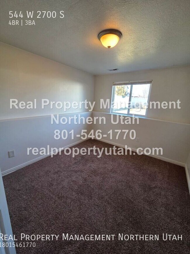 Building Photo - 544 W 2700 S