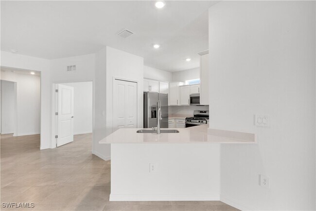 Building Photo - 14712 White Pearl Rd