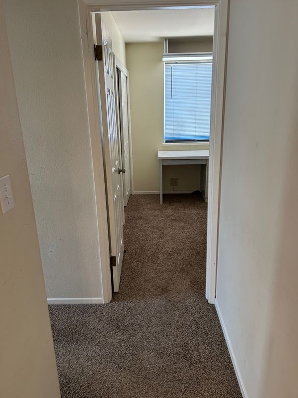 Building Photo - 399 Jaycee Dr