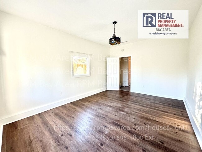 Building Photo - Bright 4-Bedroom, 2-Bath Single-Level Home with Bonus Room – Palo Alto