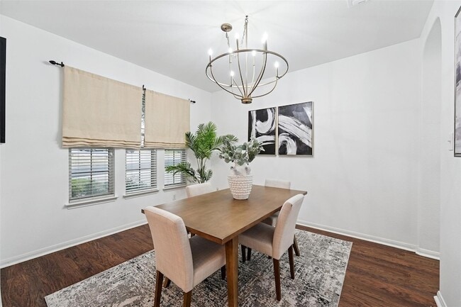 Building Photo - 4212 Pasada Ln