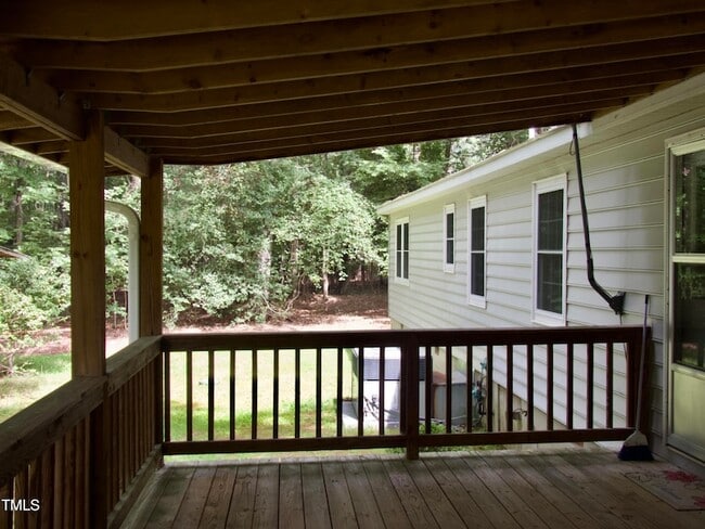 Building Photo - 979 Lamont Norwood Rd