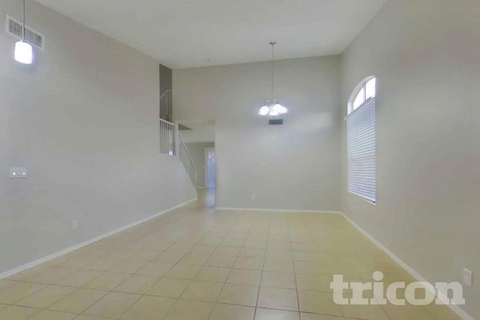 Building Photo - 16122 N 90th Ave