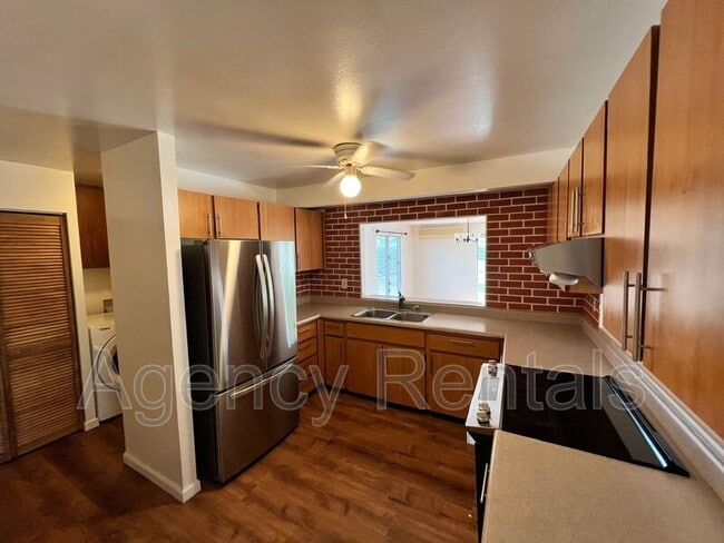 Building Photo - 94-471 Kaweloalii Street