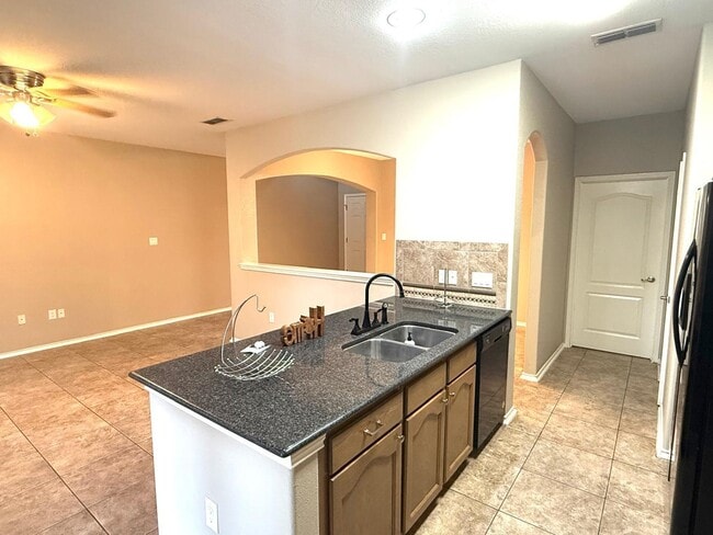 Building Photo - 9310 Albany Dr