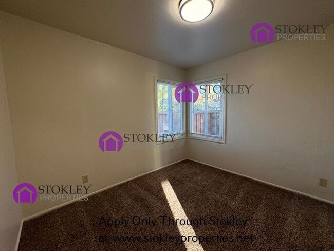 Building Photo - 2841 Crawford St