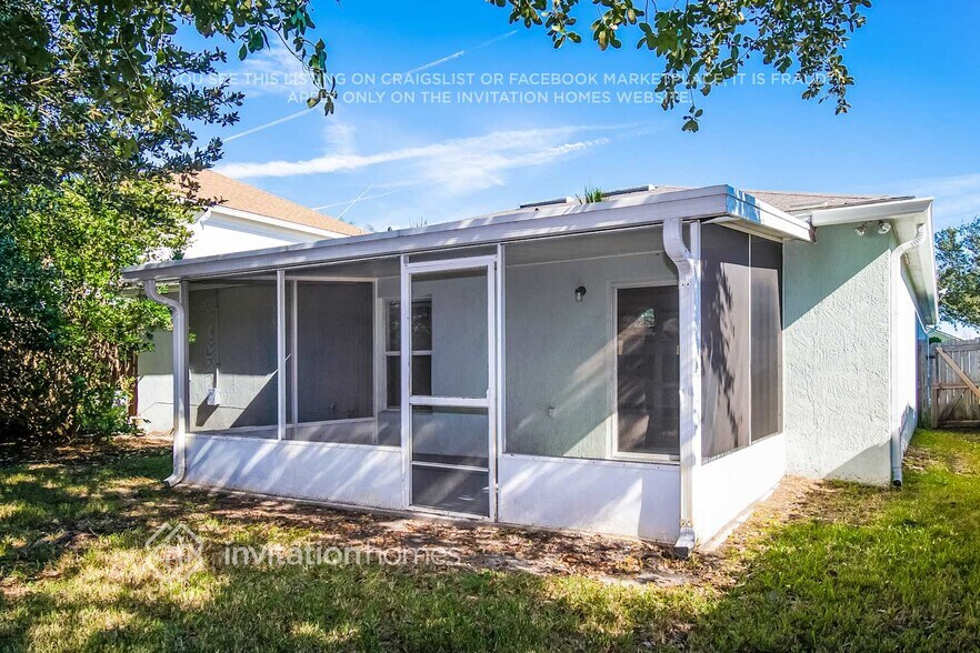 Building Photo - 62 Reeding Ridge Dr W