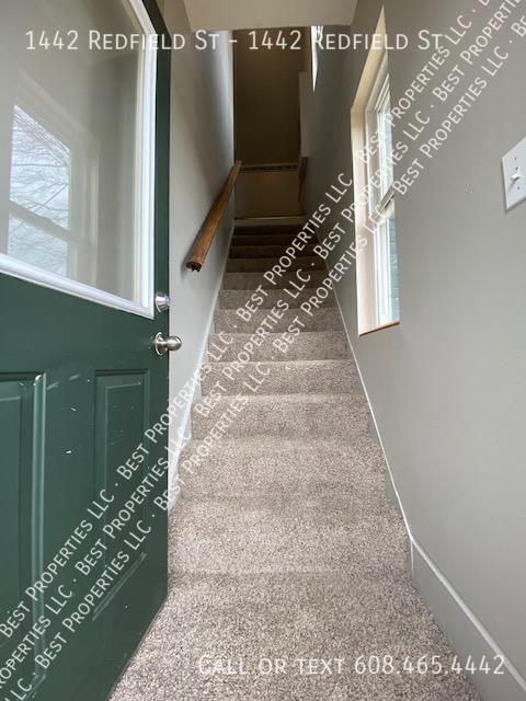 Building Photo - 1442 Redfield St