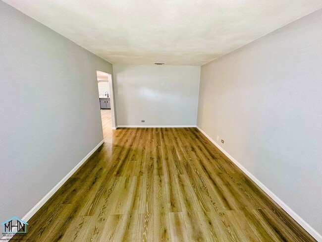 Building Photo - Welcome to Your Dream Home in Thunderbird ...