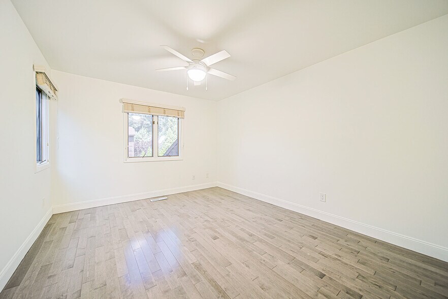 Building Photo - 356 French Ct