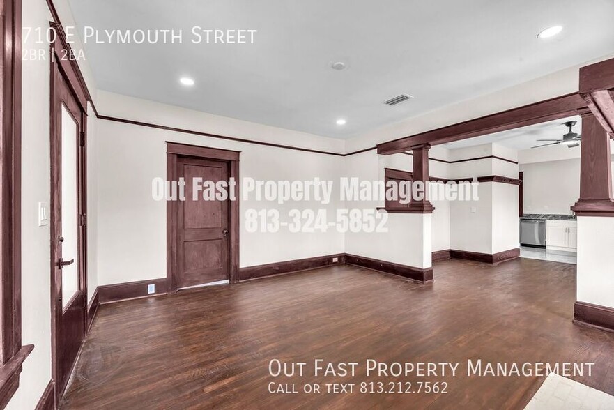 Building Photo - 710 E Plymouth St