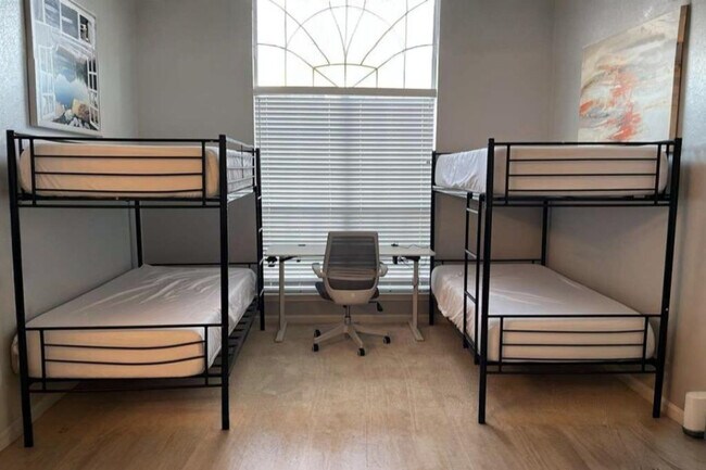 Building Photo - 10217 Napa Valley Dr