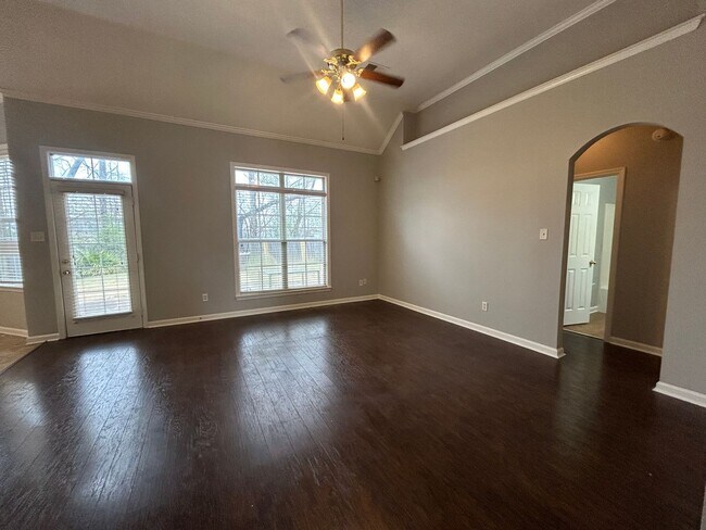 Building Photo - 9204 Acadia Pl
